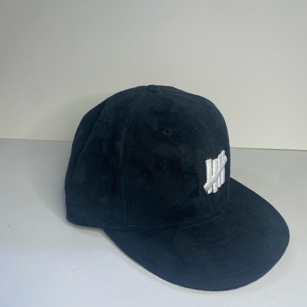 Undefeated black suede cup hat  new era 7.5/8